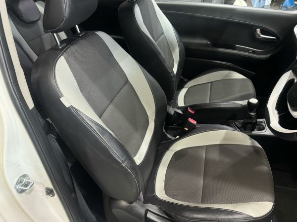 Kia Picanto 1.25 EcoDynamics White Euro 5 (s/s) 3dr - Image 14