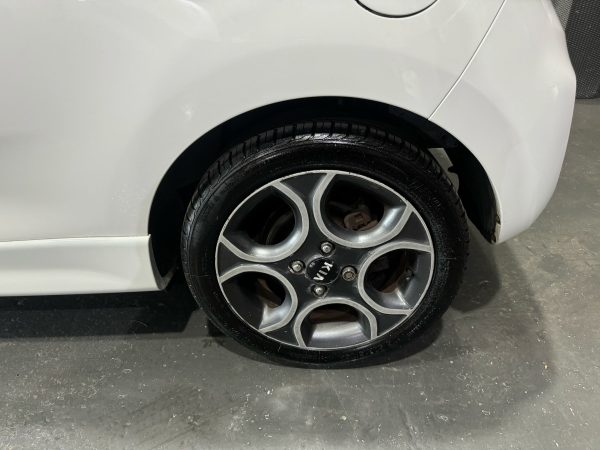 Kia Picanto 1.25 EcoDynamics White Euro 5 (s/s) 3dr - Image 7