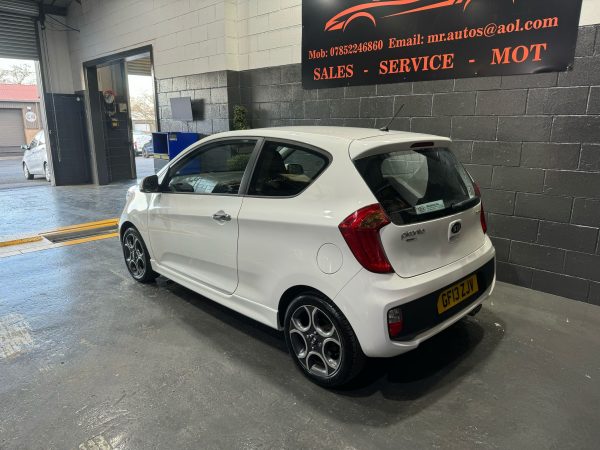 Kia Picanto 1.25 EcoDynamics White Euro 5 (s/s) 3dr - Image 5