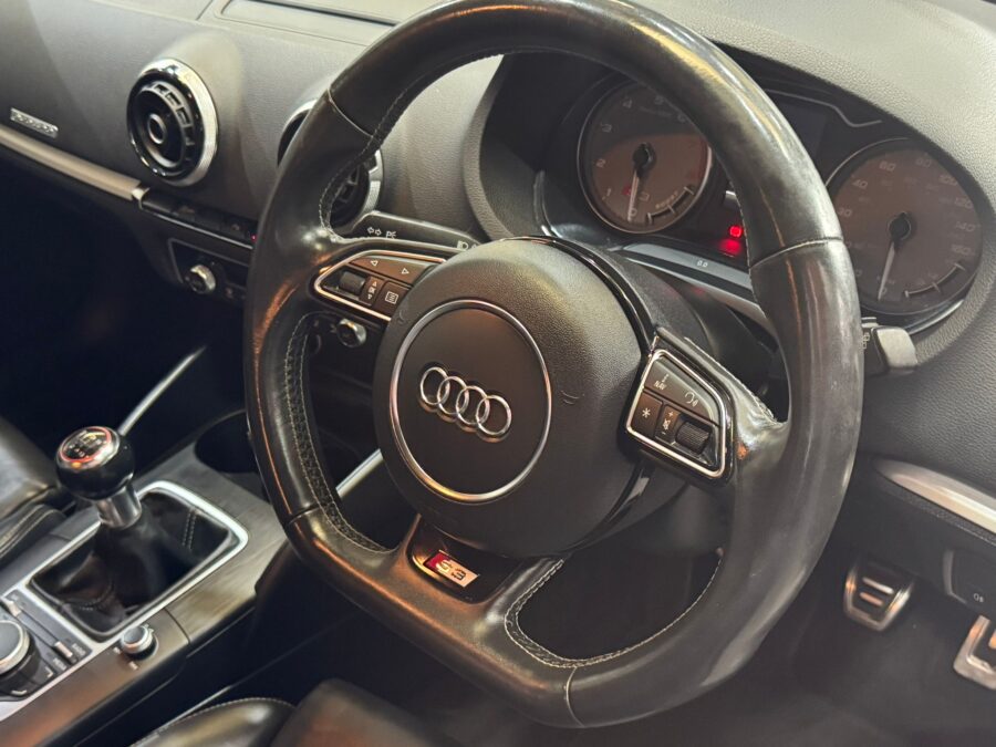 Audi S3 2.0 TFSI quattro Euro 6 (s/s) 3dr
