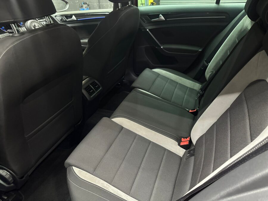 2014 Volkswagen Golf R 2.0 TSI – Manual | 81,987 miles
