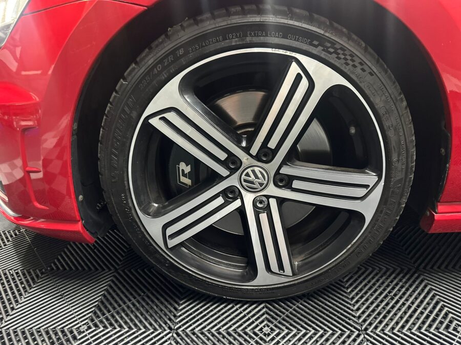 2014 Volkswagen Golf R 2.0 TSI – Manual | 81,987 miles