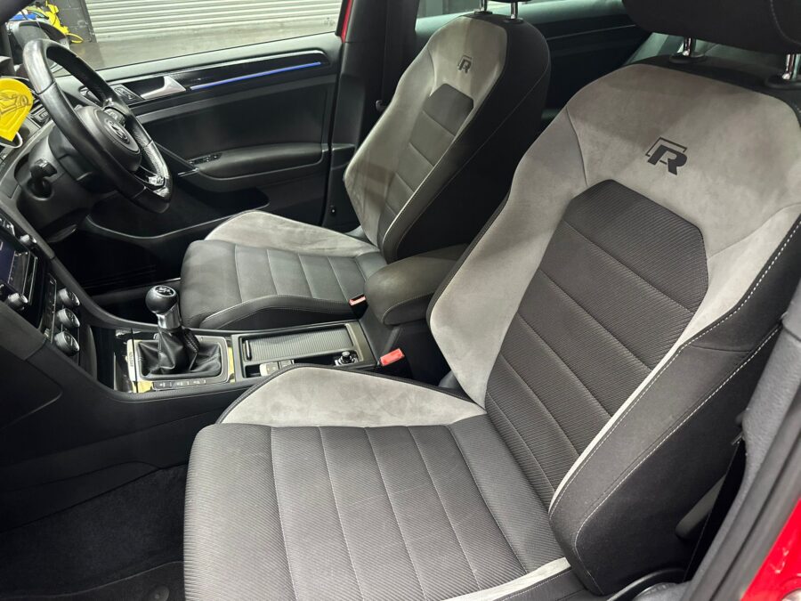 2014 Volkswagen Golf R 2.0 TSI – Manual | 81,987 miles