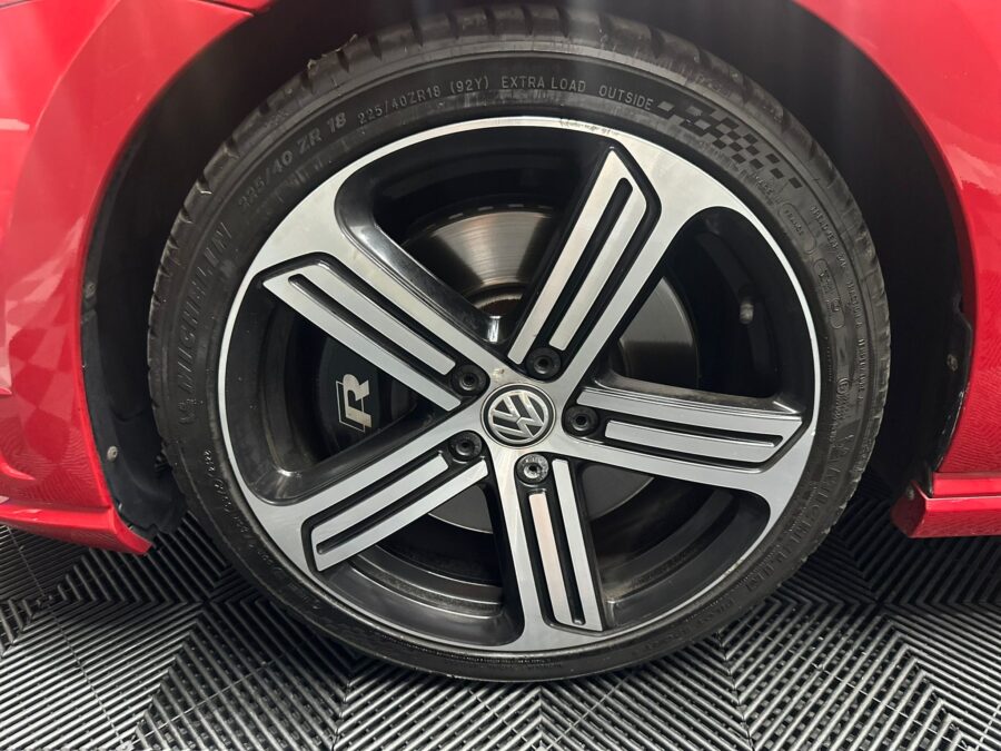 2014 Volkswagen Golf R 2.0 TSI – Manual | 81,987 miles