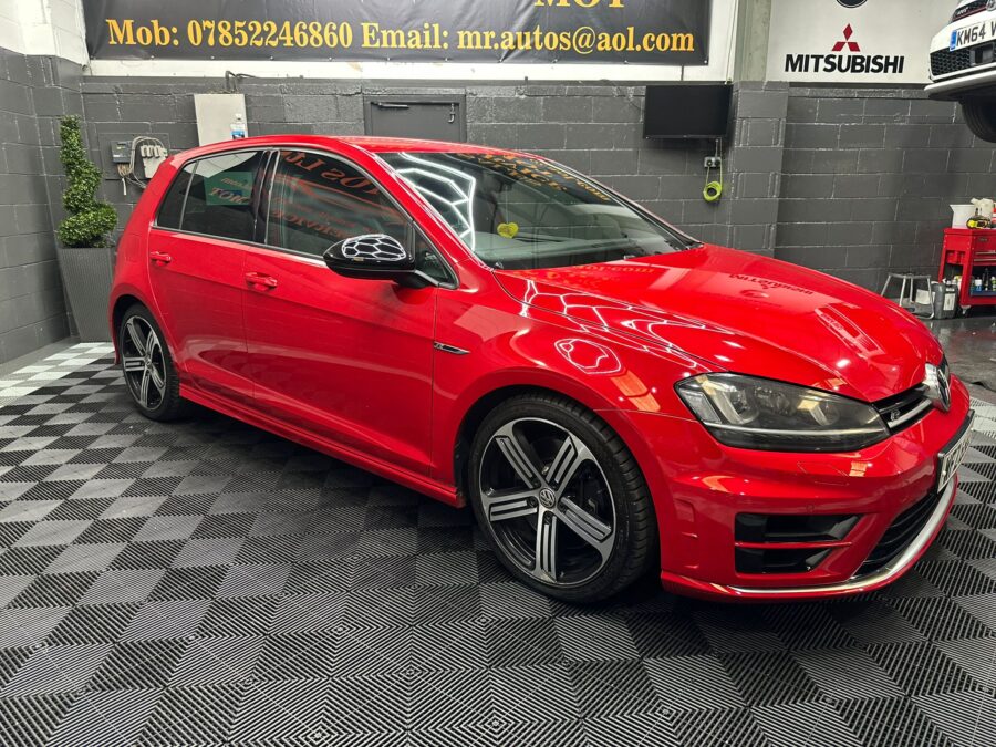2014 Volkswagen Golf R 2.0 TSI – Manual | 81,987 miles